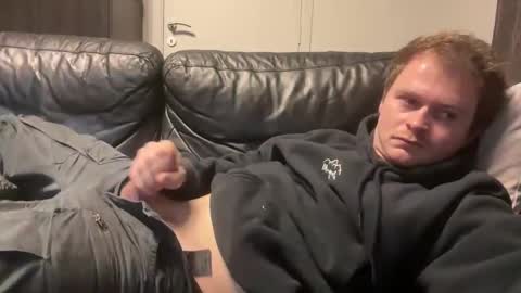 _stevie___ online show from November 16, 2025, 1:49 pm