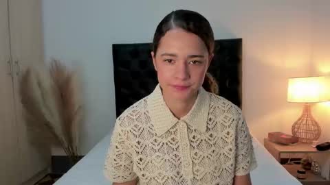 Sussi online show from October 9, 2025, 2:04 pm