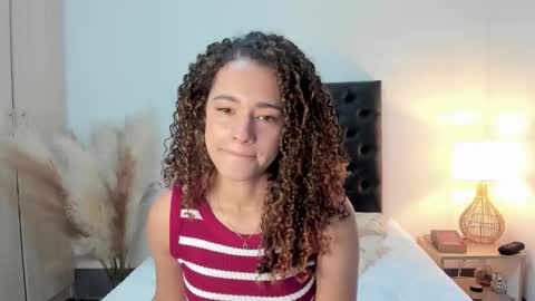 Sussi online show from October 10, 2025, 1:43 pm