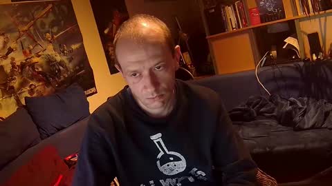 Sven online show from December 4, 2025, 10:51 pm