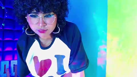 Snapshot of _sweet_kuromi chatting on January 8, 2025, 4:23 am Kuromi online show from January 8, 2025, 4:23 am