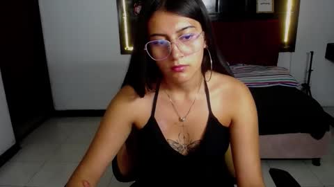 Snapshot of _sweet_lia_ chatting on February 28, 2026, 8:10 pm _sweet_lia_ online show from February 28, 2026, 8:10 pm