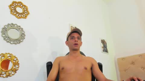 _tarek_ online show from October 8, 2025, 6:05 pm