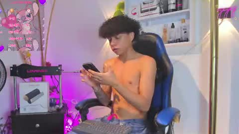 Snapshot of _taylor_black chatting on June 18, 2026, 8:57 pm Taylor online show from June 18, 2026, 8:57 pm