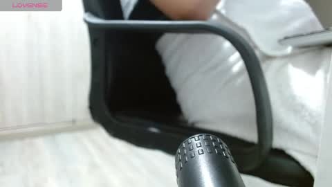 Rousse  online show from May 17, 2026, 1:03 am