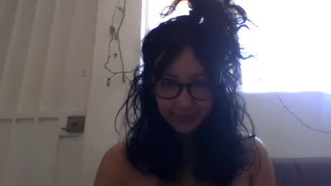 Snapshot of _tutti_frutti_ chatting on January 26, 2025, 8:34 pm _tutti_frutti_ online show from January 26, 2025, 8:34 pm