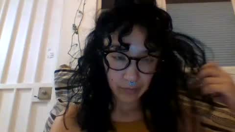 Snapshot of _tutti_frutti_ chatting on March 9, 2025, 5:00 am _tutti_frutti_ online show from March 9, 2025, 5:00 am