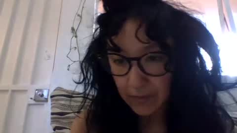 Snapshot of _tutti_frutti_ chatting on March 9, 2025, 8:31 pm _tutti_frutti_ online show from March 9, 2025, 8:31 pm