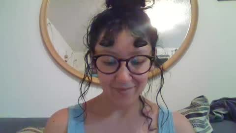 Snapshot of _tutti_frutti_ chatting on September 14, 2025, 2:33 am _tutti_frutti_ online show from September 14, 2025, 2:33 am