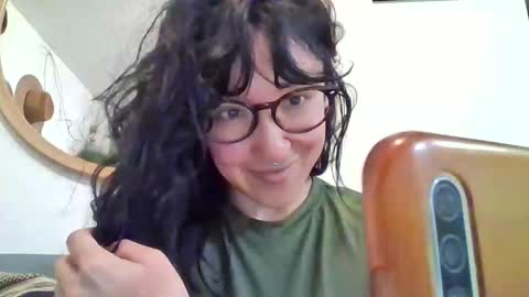 _tutti_frutti_ online show from November 17, 2025, 1:11 am