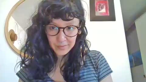 _tutti_frutti_ online show from December 17, 2025, 2:06 am