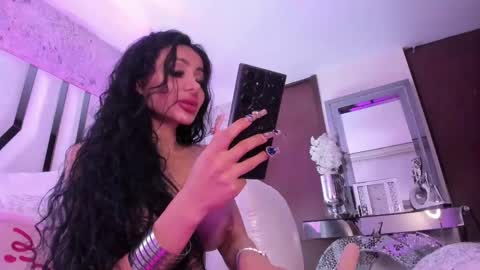 Snapshot of _valeria___ chatting on March 1, 2025, 8:45 am valeria jade online show from March 1, 2025, 8:45 am