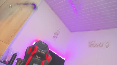    online show from March 5, 2025, 1:42 am