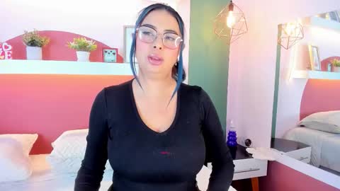 Snapshot of _valeryboobs_ chatting on September 13, 2025, 1:22 pm _valeryboobs_ online show from September 13, 2025, 1:22 pm