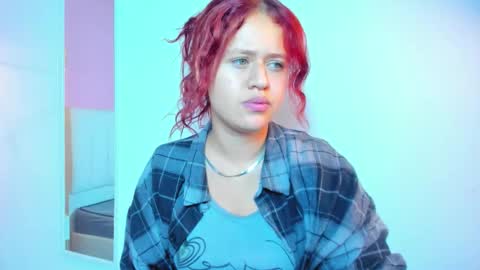 _vanie online show from November 4, 2025, 4:11 am