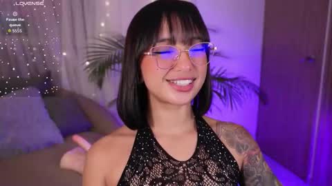 VICTORIA online show from October 15, 2025, 1:17 am