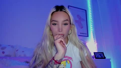   online show from March 12, 2025, 9:35 pm