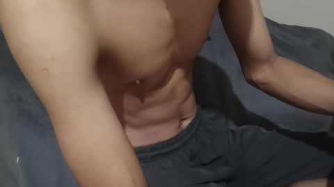 Snapshot of _vov_ chatting on December 22, 2025, 5:10 pm _vov_ online show from December 22, 2025, 5:10 pm