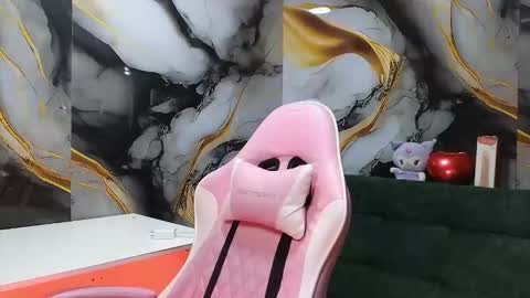 _weird_sativa online show from March 19, 2026, 5:55 am