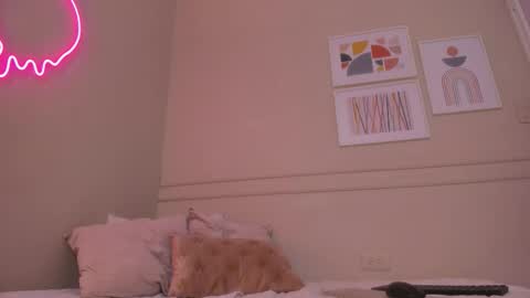 _wendy_x online show from March 11, 2026, 11:38 am