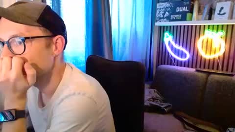 _whoisthatguy_ online show from July 12, 2026, 5:37 pm