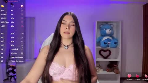 Snapshot of _wtdreamgirl chatting on March 2, 2026, 5:08 am Luisa online show from March 2, 2026, 5:08 am