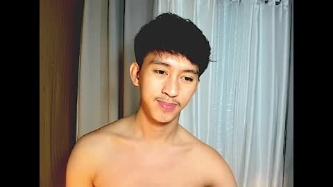 Snapshot of _xxhavefunwithme69_ chatting on April 1, 2026, 1:41 pm Andrei online show from April 1, 2026, 1:41 pm