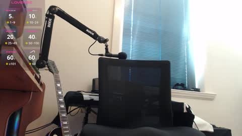 _xxrockstarloverxx_ online show from September 19, 2025, 10:10 pm