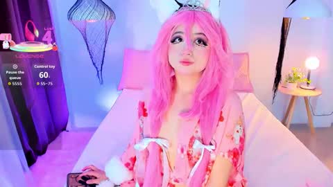 Xynara online show from December 22, 2025, 12:07 am