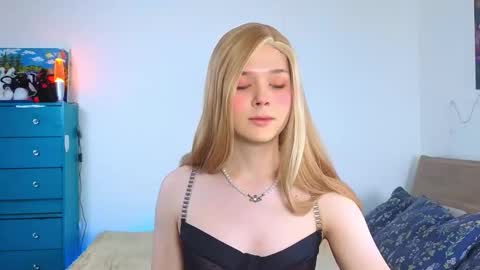 Snapshot of _yourfoxy_ chatting on September 29, 2025, 3:17 pm LITTLE FOX online show from September 29, 2025, 3:17 pm