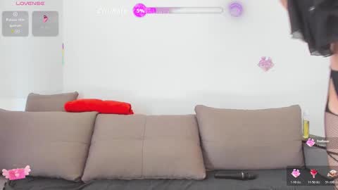 Candice and Mark online show from October 25, 2025, 10:45 am