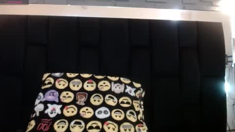 Yuyi online show from September 9, 2025, 12:26 pm