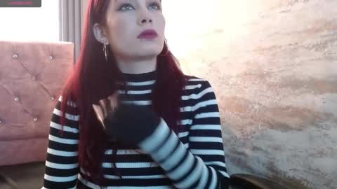 Yuyi online show from January 8, 2026, 11:23 am