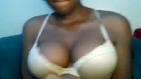 Snapshot of _zawadi chatting on December 13, 2024, 6:59 pm Zawadi online show from December 13, 2024, 6:59 pm