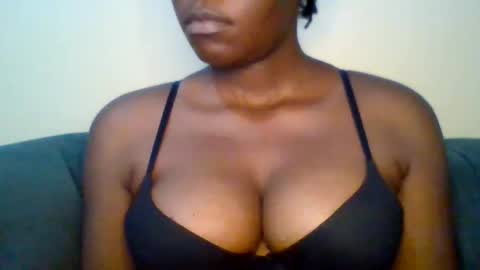 Snapshot of _zawadi chatting on January 30, 2025, 6:43 pm Zawadi online show from January 30, 2025, 6:43 pm