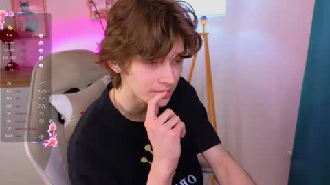 Snapshot of a11ice chatting on February 15, 2026, 1:20 pm Denis online show from February 15, 2026, 1:20 pm