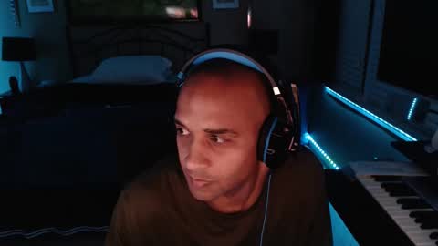 a4orce online show from March 2, 2026, 5:08 am