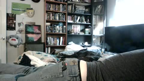 A Bored Dragon online show from September 27, 2025, 9:31 pm