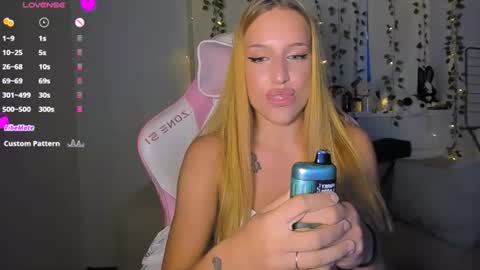 Snapshot of a_nice chatting on July 7, 2026, 8:13 pm Anice online show from July 7, 2026, 8:13 pm