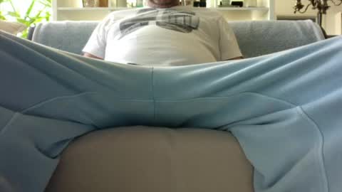 a_nice_dick_77 online show from March 24, 2026, 10:09 am