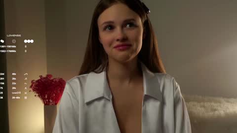 Snapshot of a_whole_eternity chatting on February 26, 2025, 3:08 pm Lina online show from February 26, 2025, 3:08 pm