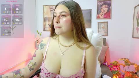 Snapshot of aaaaamy_1 chatting on October 27, 2025, 11:09 pm Aamy online show from October 27, 2025, 11:09 pm