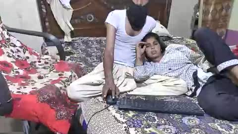 aakhan804 online show from April 6, 2026, 8:54 pm