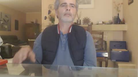 Snapshot of aalex1717 chatting on October 25, 2025, 3:58 am Aalex1717 online show from October 25, 2025, 3:58 am