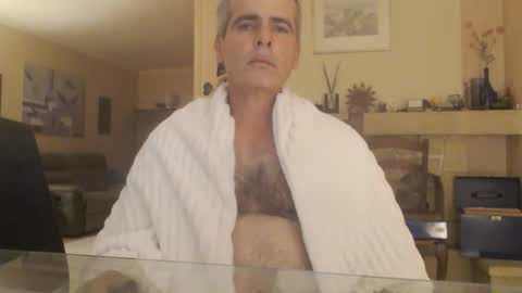 Snapshot of aalex1717 chatting on October 26, 2025, 5:13 am Aalex1717 online show from October 26, 2025, 5:13 am