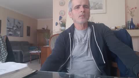 Snapshot of aalex1717 chatting on October 31, 2025, 8:26 am Aalex1717 online show from October 31, 2025, 8:26 am