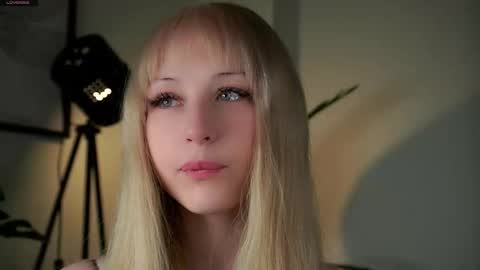 Amy online show from November 29, 2025, 3:04 pm