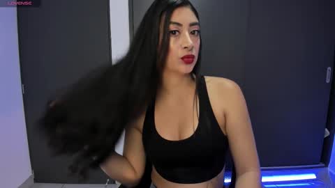 andrea online show from November 16, 2025, 11:21 pm