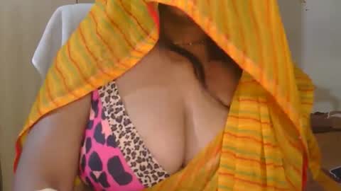 aaradhya_sexy_88 online show from April 23, 2026, 8:46 am