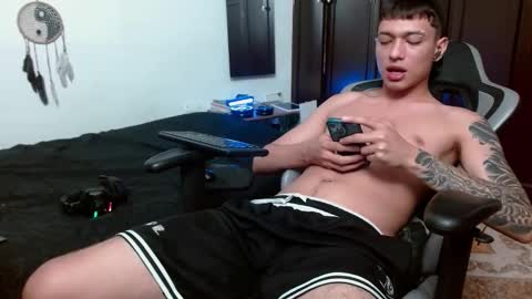 aarman online show from November 6, 2025, 3:51 am